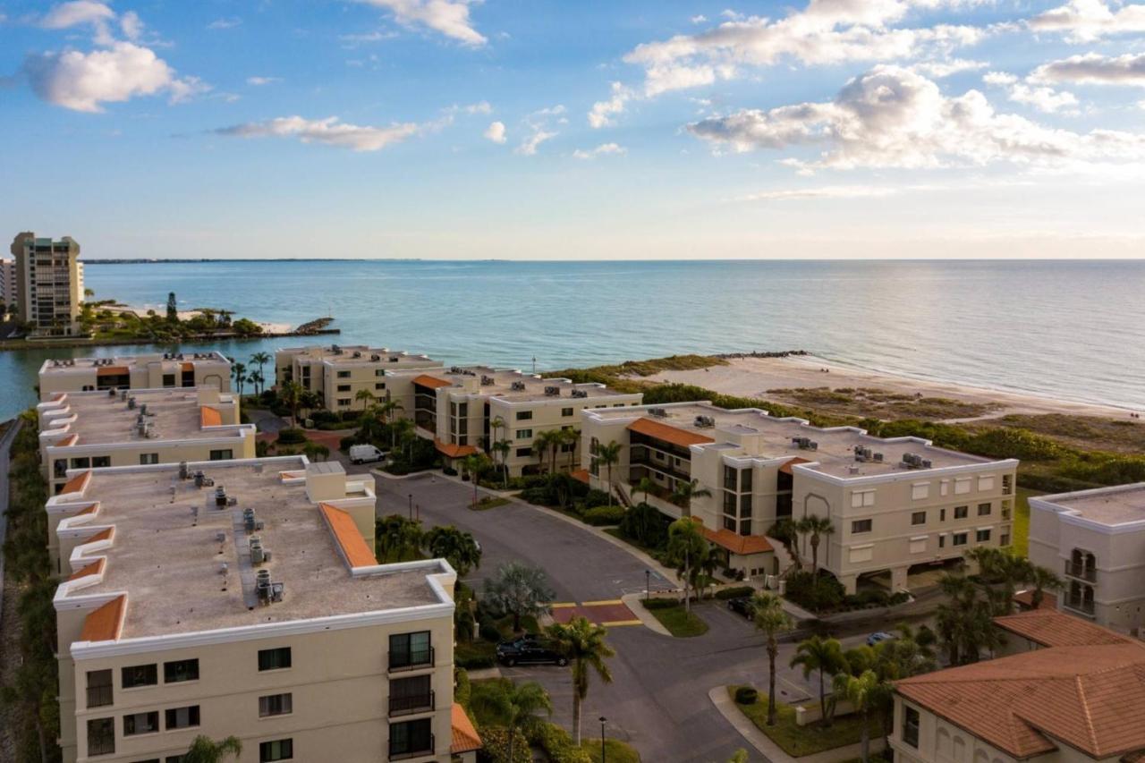 4-402 - Lands End Villa St. Pete Beach Exterior photo